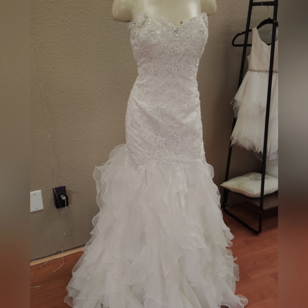 Wedding dress